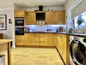 Kitchen- click for photo gallery